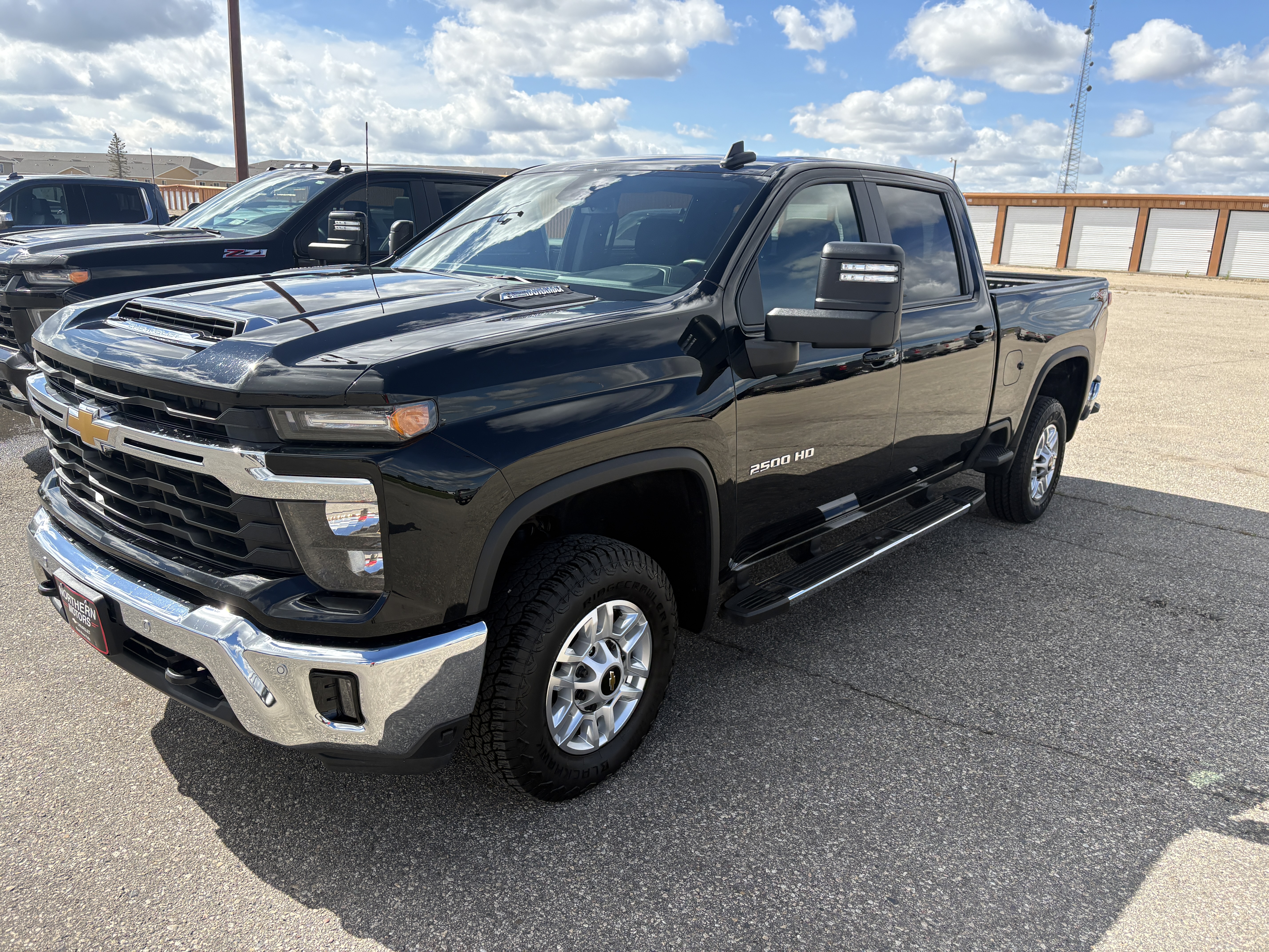 Used 2025 Chevrolet Silverado 2500HD LT with VIN 1GC1KNEY2SF345248 for sale in Thief River Falls, Minnesota