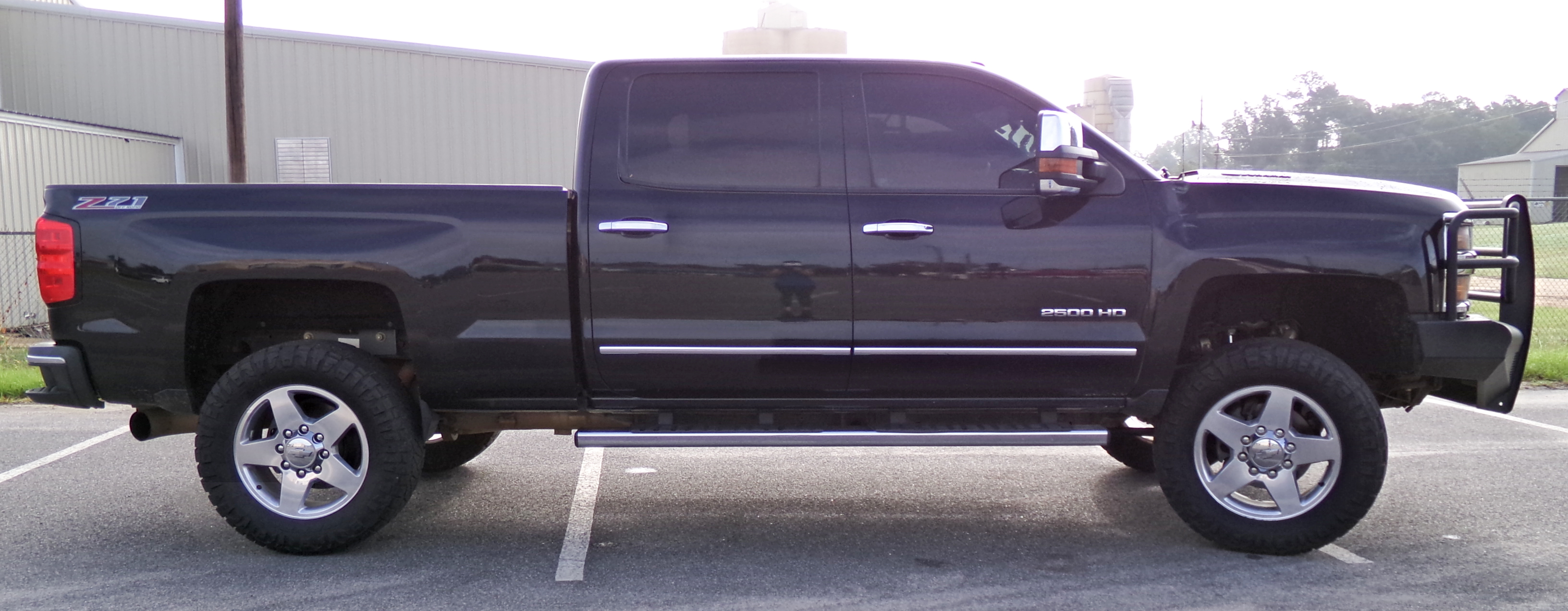 Used 2015 BLACK Chevrolet LTZ image 5