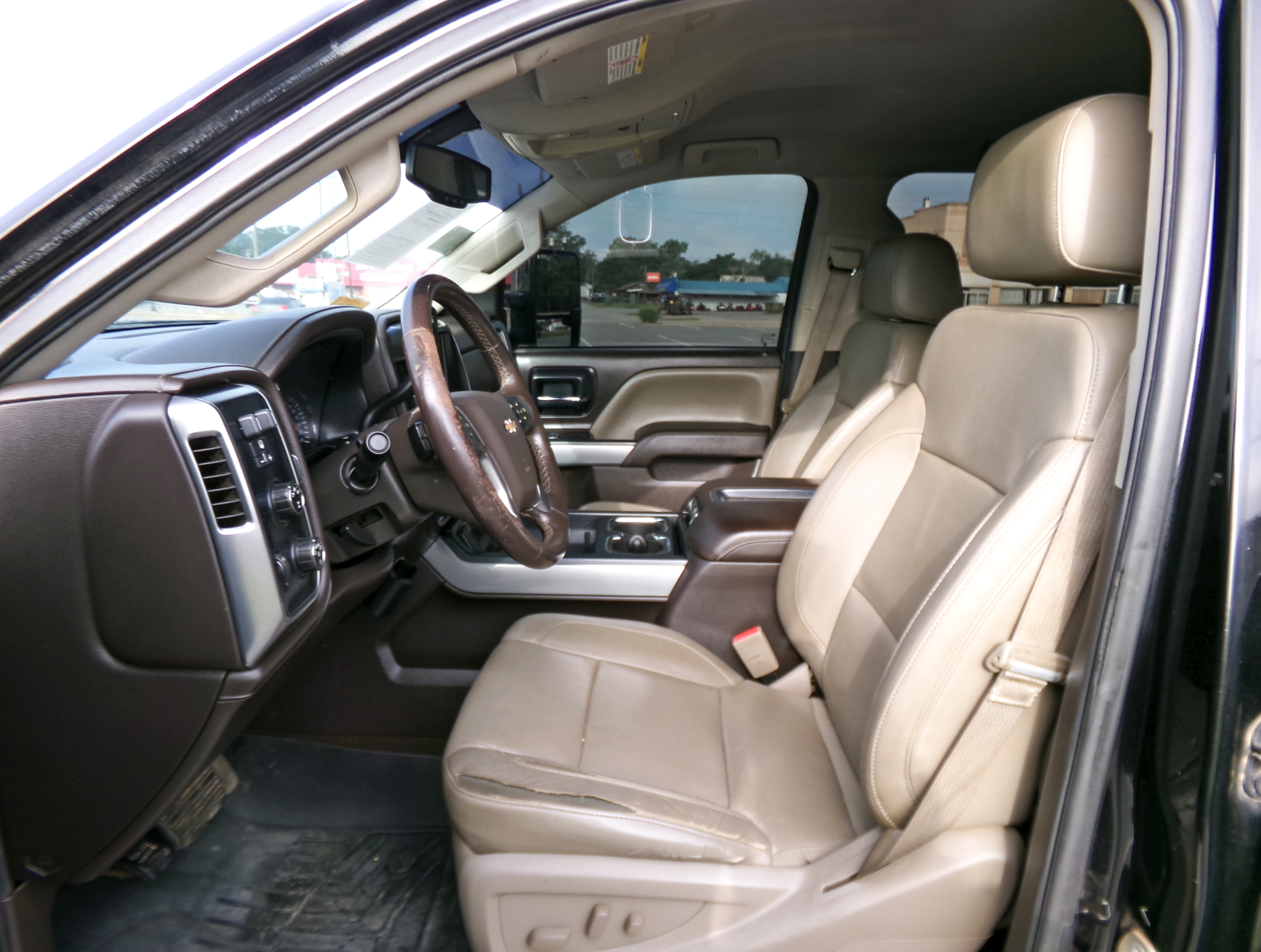 Used 2015 BLACK Chevrolet LTZ image 13