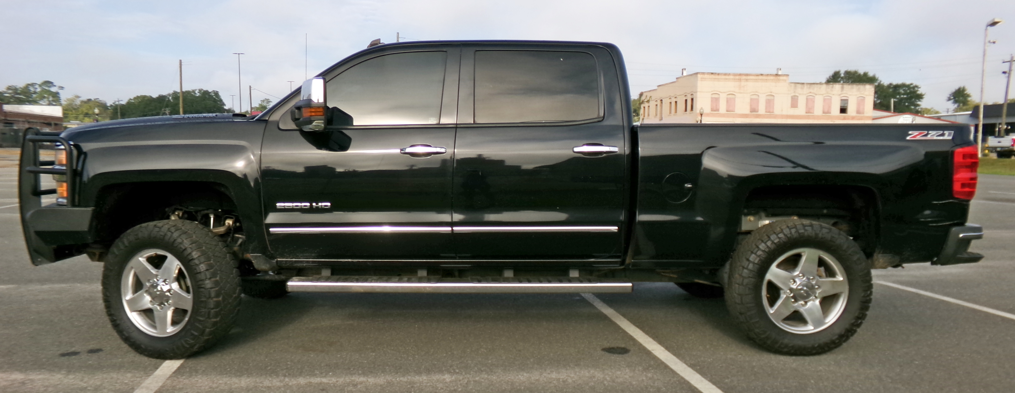 Used 2015 BLACK Chevrolet LTZ image 2