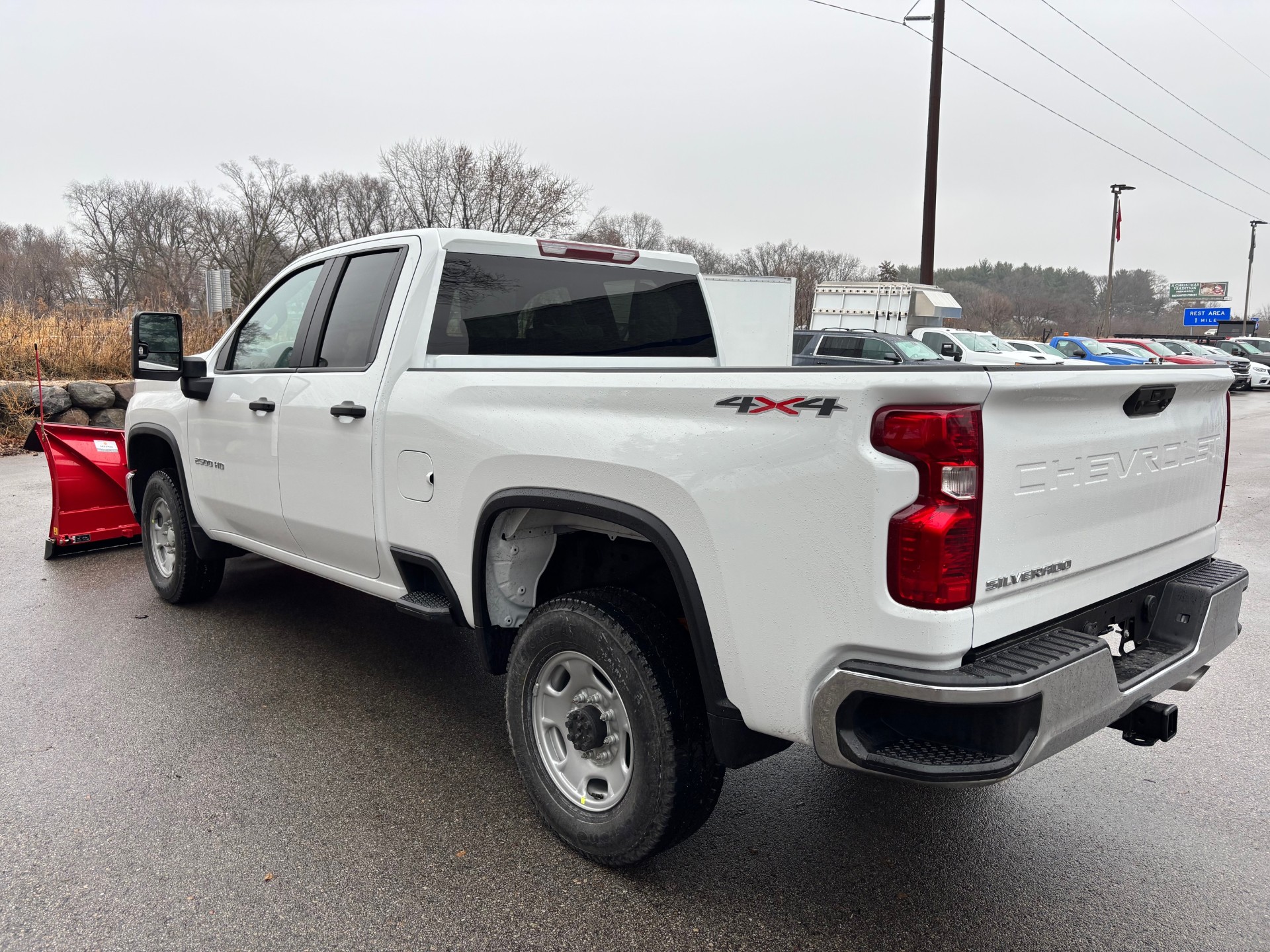 2025 Chevrolet Silverado 2500HD photo 4