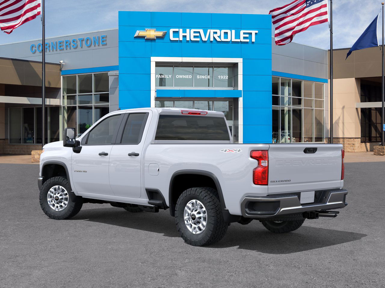 2025 Chevrolet Silverado 2500HD photo 2