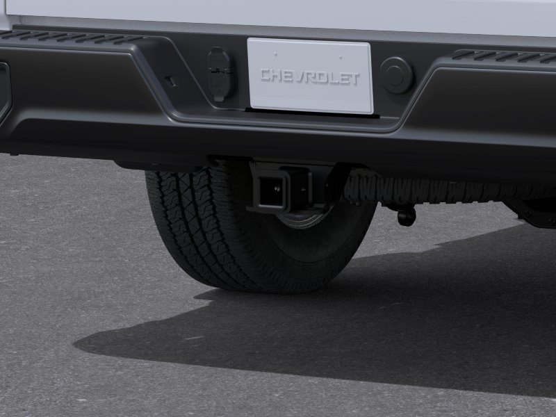 New 2026 Summit White Chevrolet WT image 38