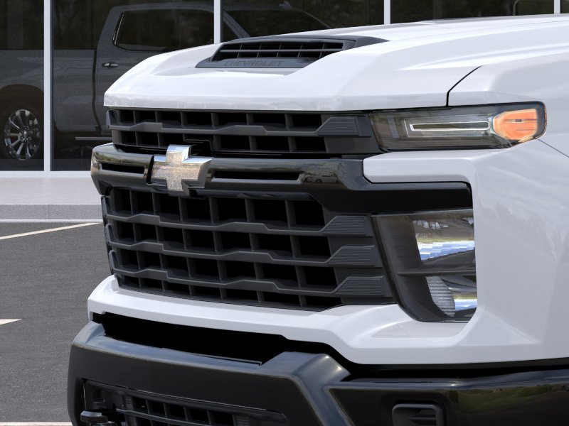 New 2026 Summit White Chevrolet WT image 37
