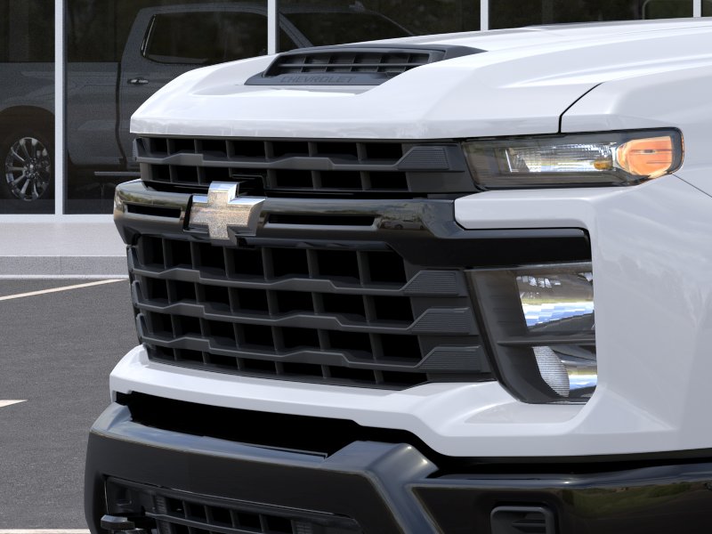 New 2026 Summit White Chevrolet WT image 37
