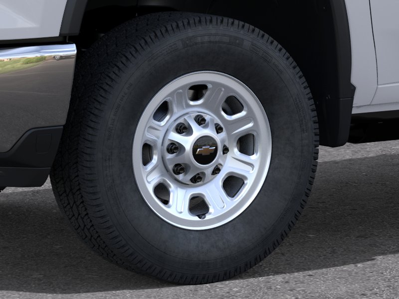 New 2026 Summit White Chevrolet WT image 35