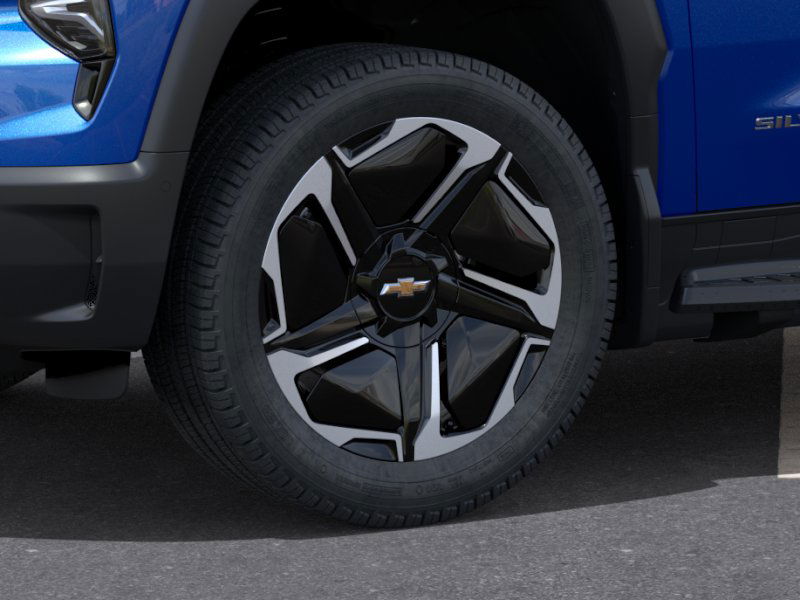 2026 Chevrolet Silverado EV LT - Photo 33