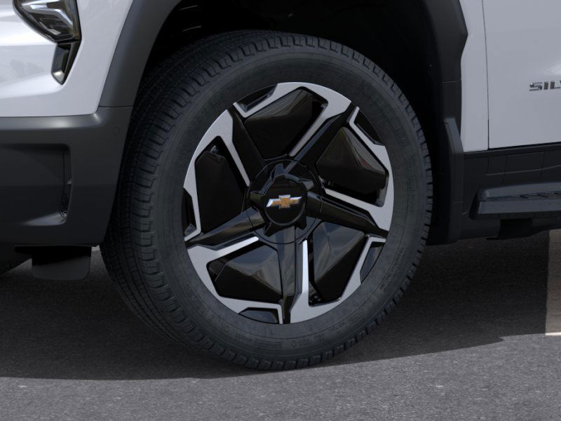 2026 Chevrolet Silverado EV LT - Photo 44