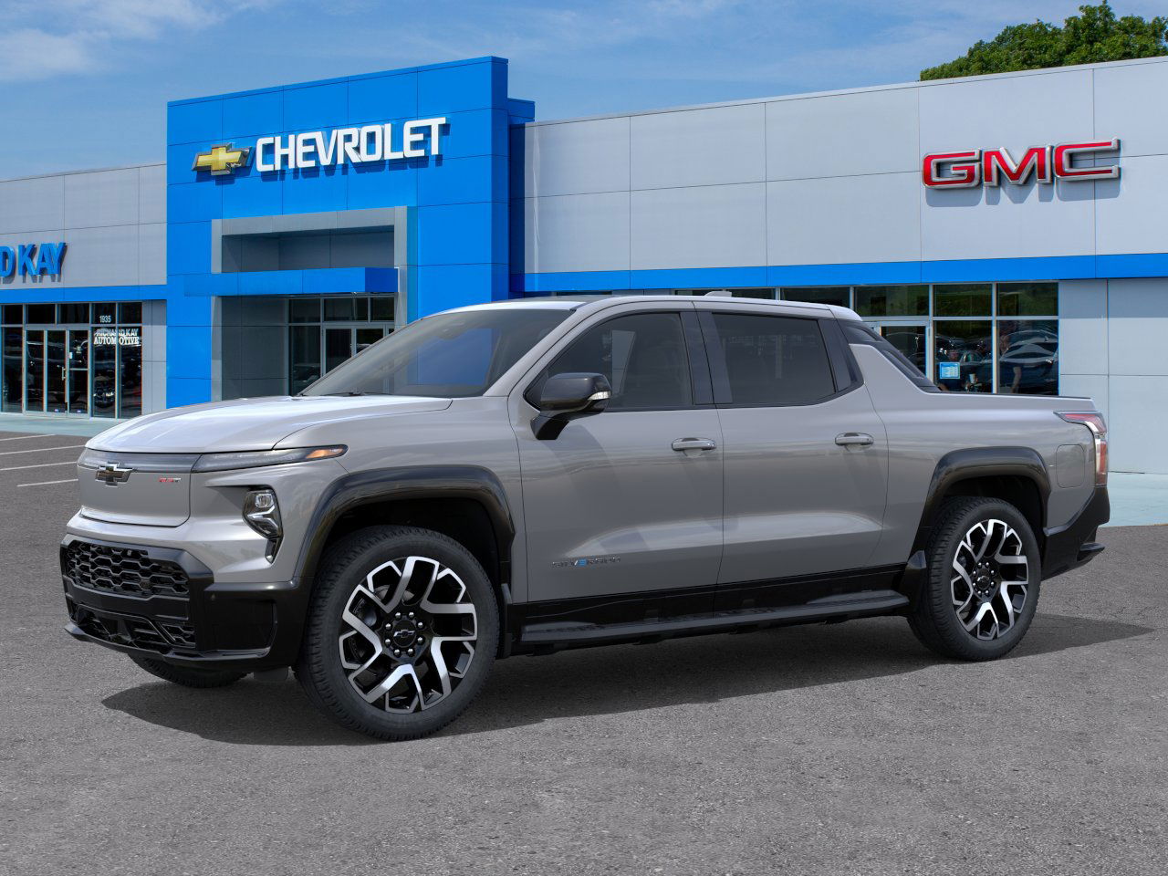 2025 Chevrolet Silverado EV RST photo 2