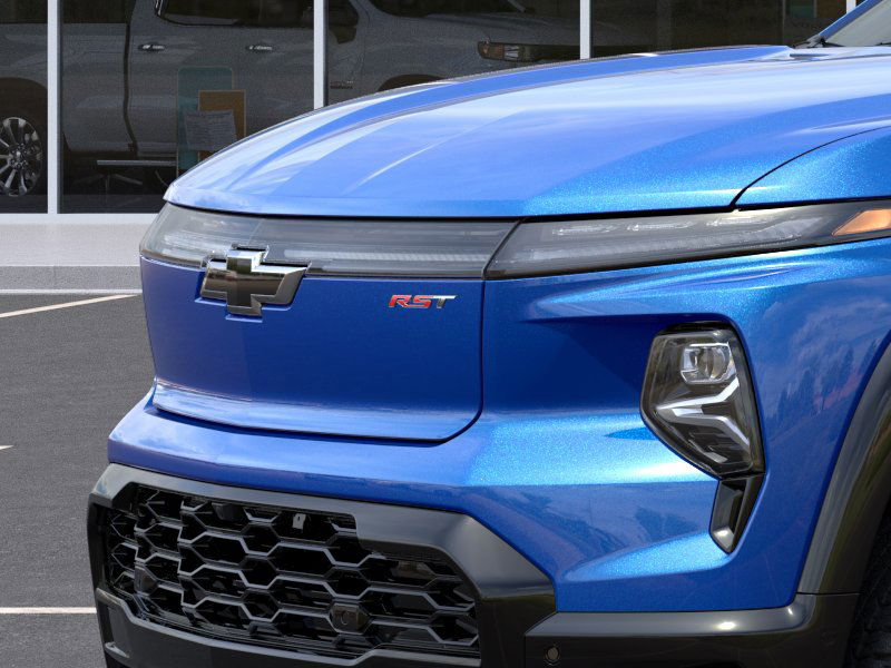 2025 Chevrolet Silverado EV RST photo 12