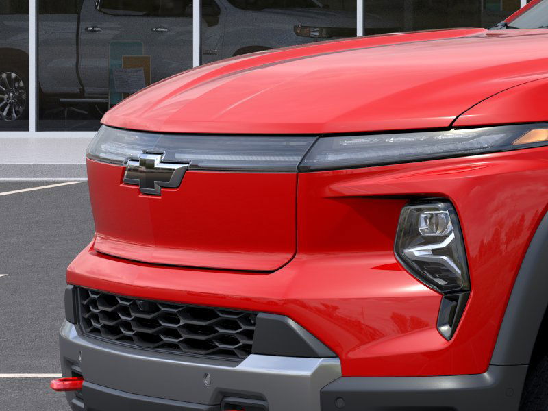 2026 Chevrolet Silverado photo 13