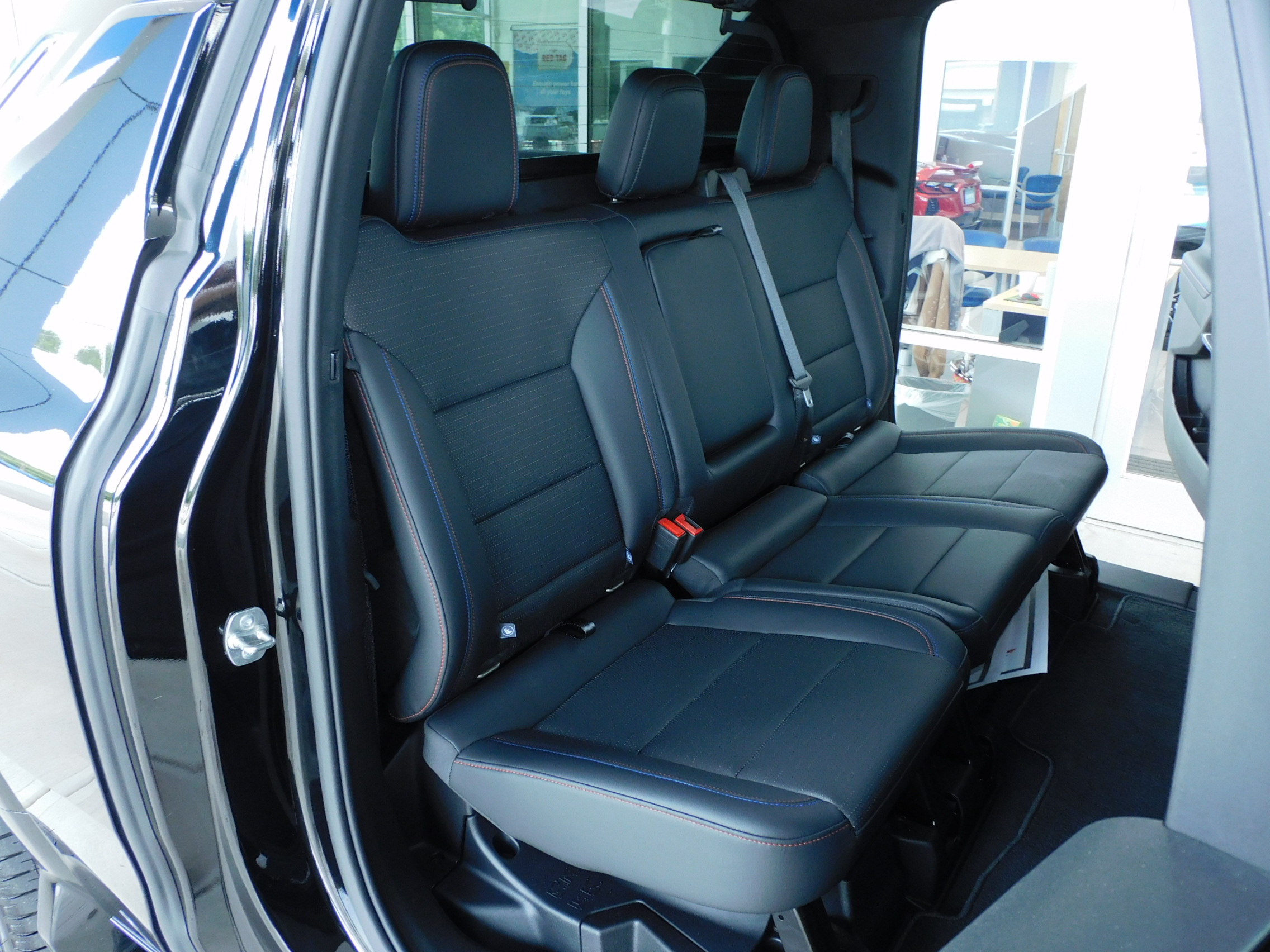 2024 Chevrolet Silverado EV RST photo 22