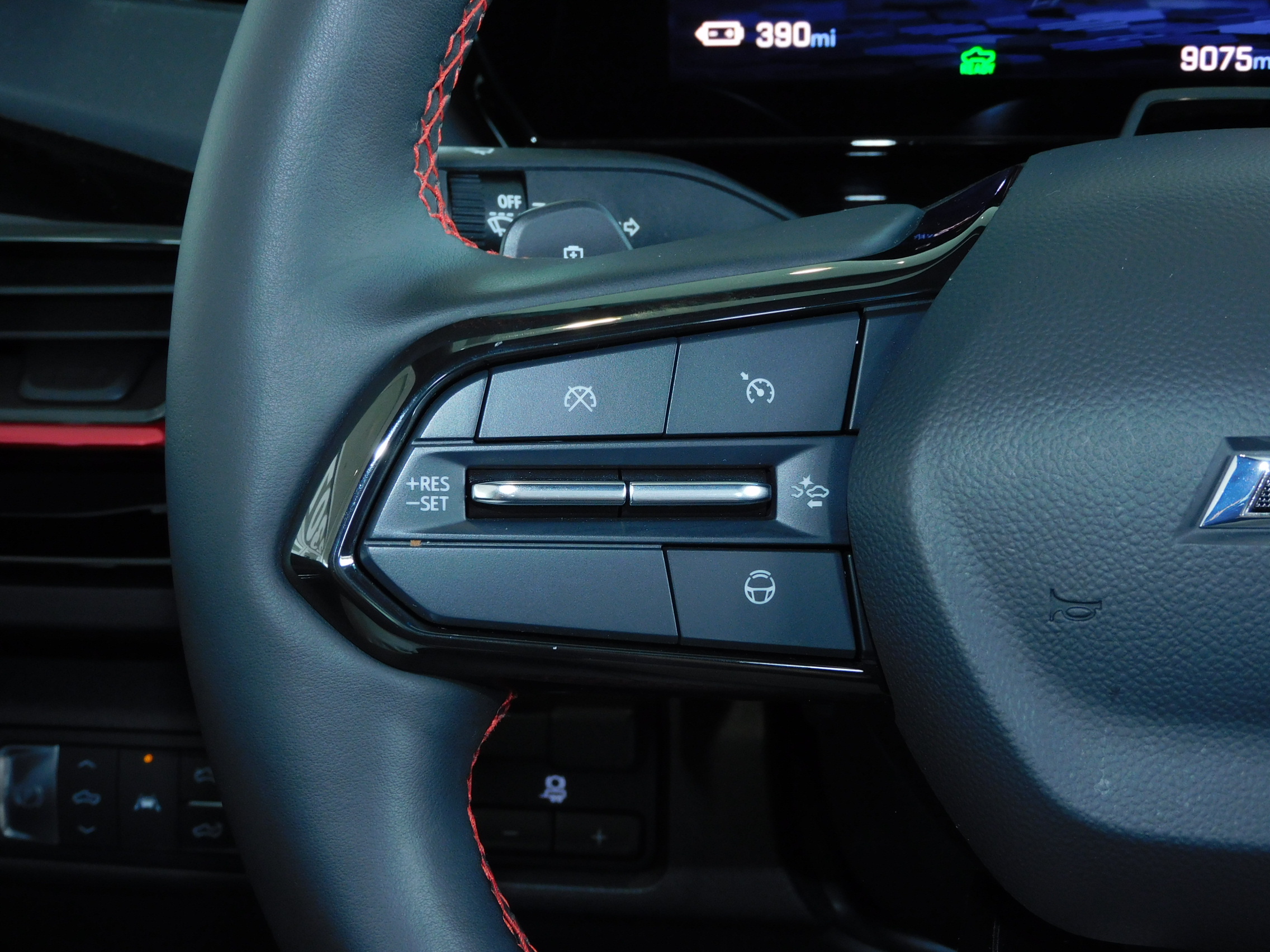 2024 Chevrolet Silverado EV RST photo 26