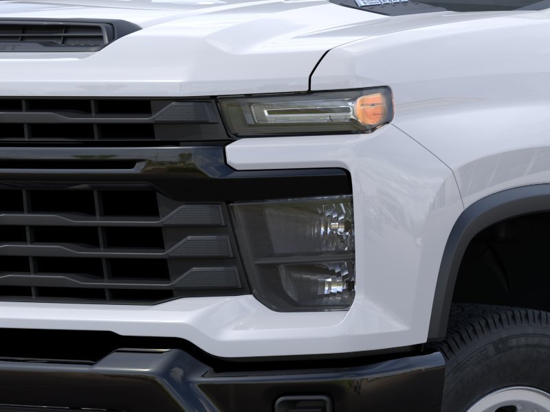 New 2026 Summit White Chevrolet WT image 34