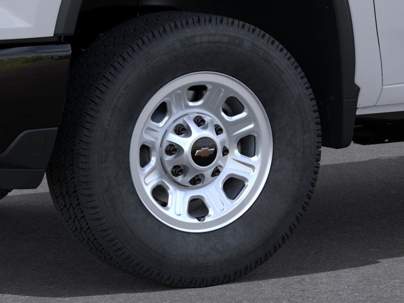 New 2026 Summit White Chevrolet WT image 33