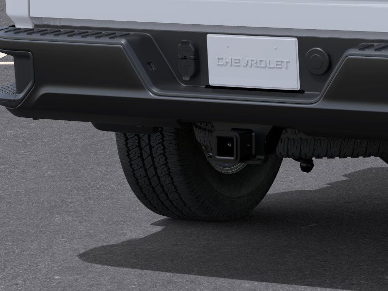 New 2026 Summit White Chevrolet WT image 38