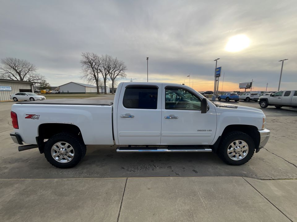 Used 2014 Chevrolet Silverado 3500HD LTZ with VIN 1GC4K1E82EF178528 for sale in Fairbury, IL