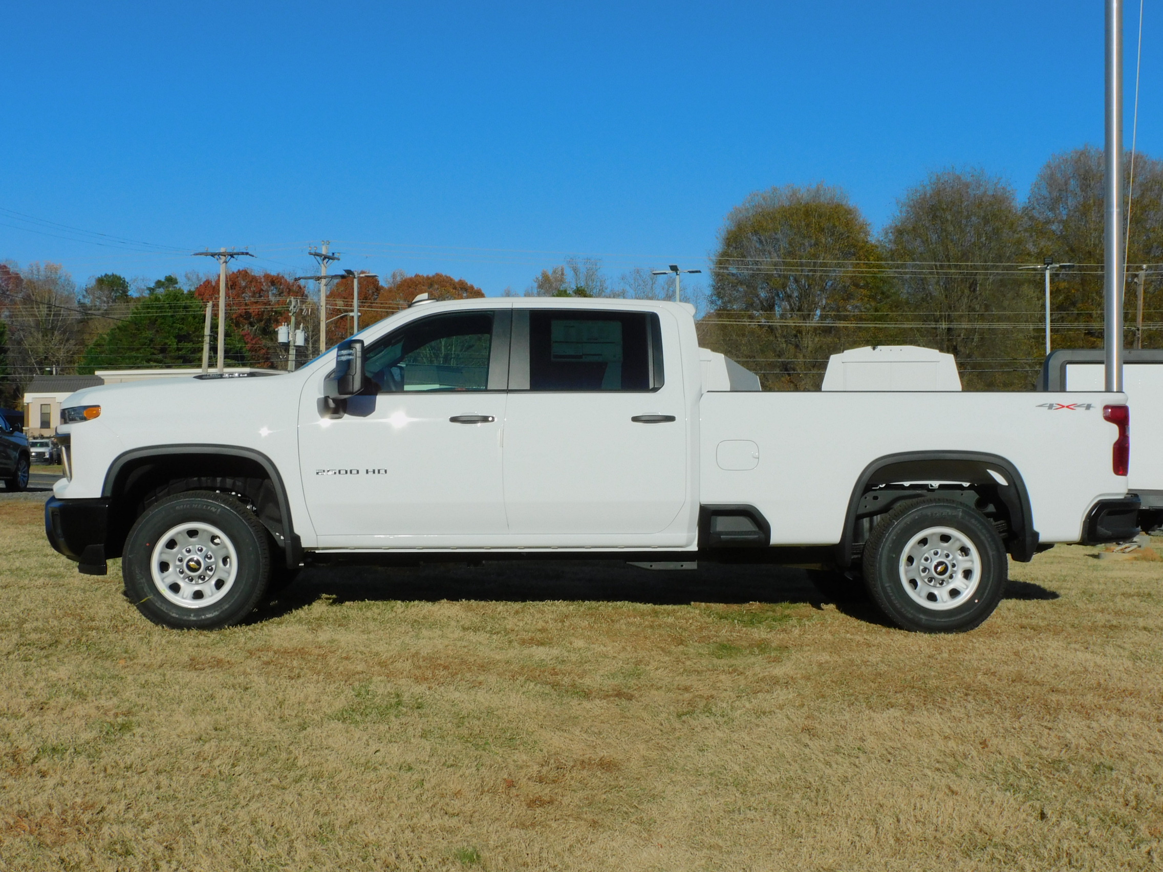 2026 Chevrolet Silverado 2500HD photo 3