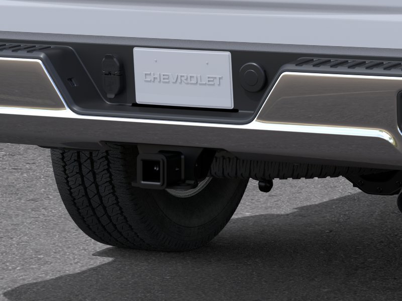 New 2026 Summit White Chevrolet WT image 14