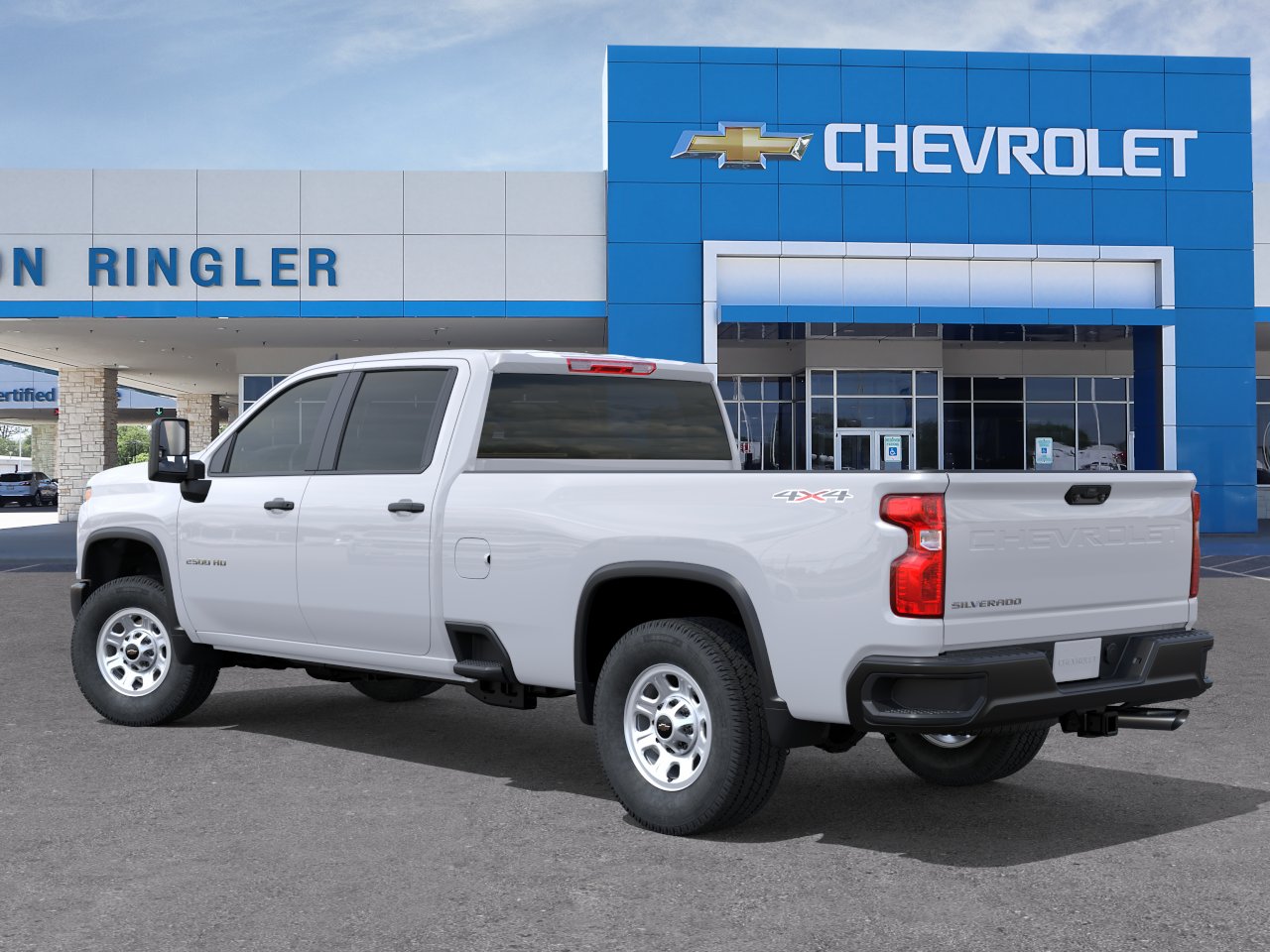 New 2026 Summit White Chevrolet WT image 27