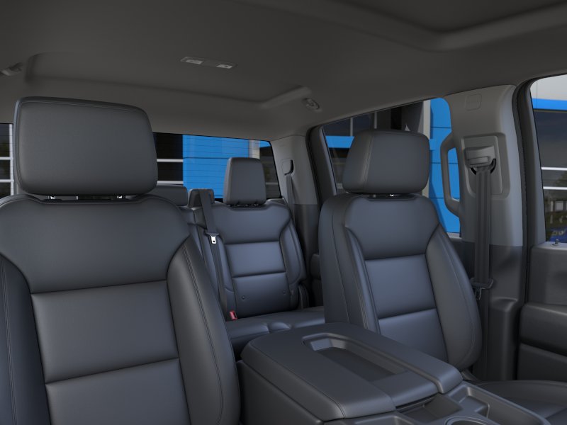 New 2026 Summit White Chevrolet WT image 24