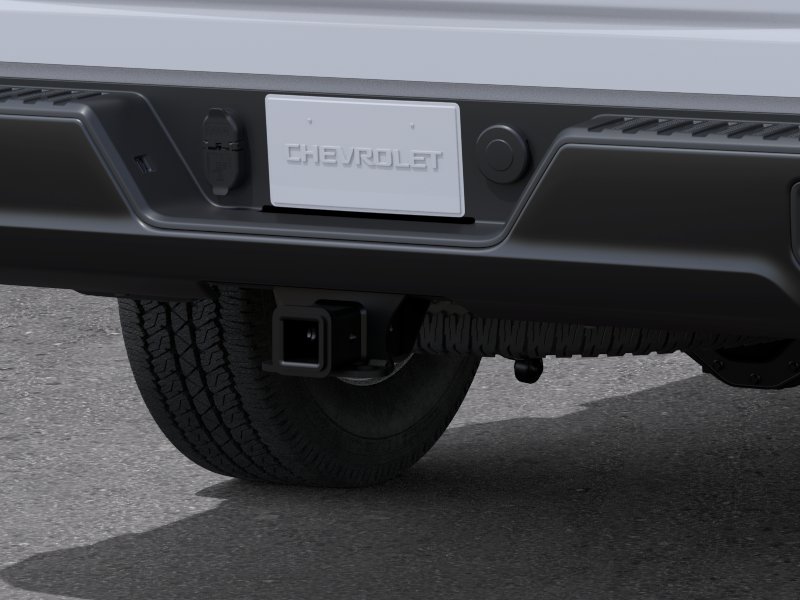 New 2026 Summit White Chevrolet WT image 14
