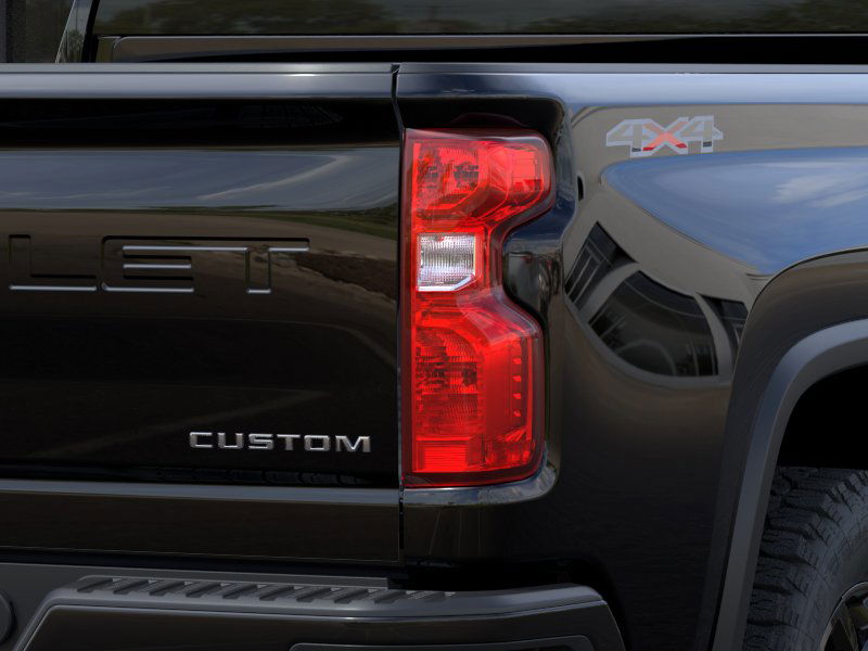 2025 Chevrolet Silverado Custom photo 11