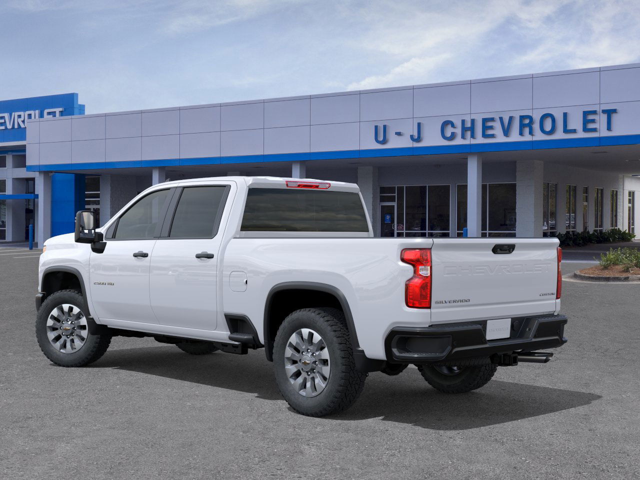 2026 Chevrolet Silverado 2500HD Custom photo 3