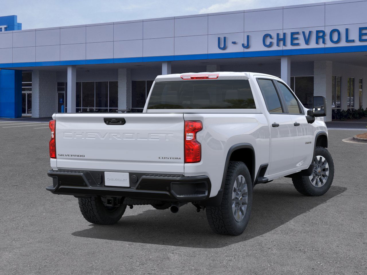 2026 Chevrolet Silverado 2500HD Custom photo 4