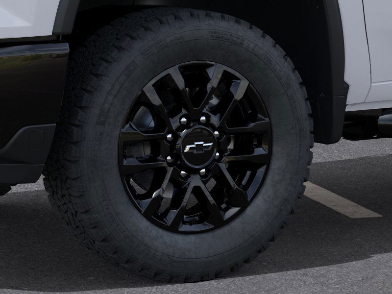 2025 Chevrolet Silverado 2500HD Custom photo 9