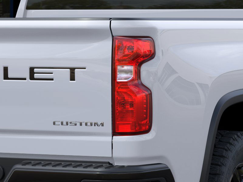 2025 Chevrolet Silverado 2500HD Custom photo 11