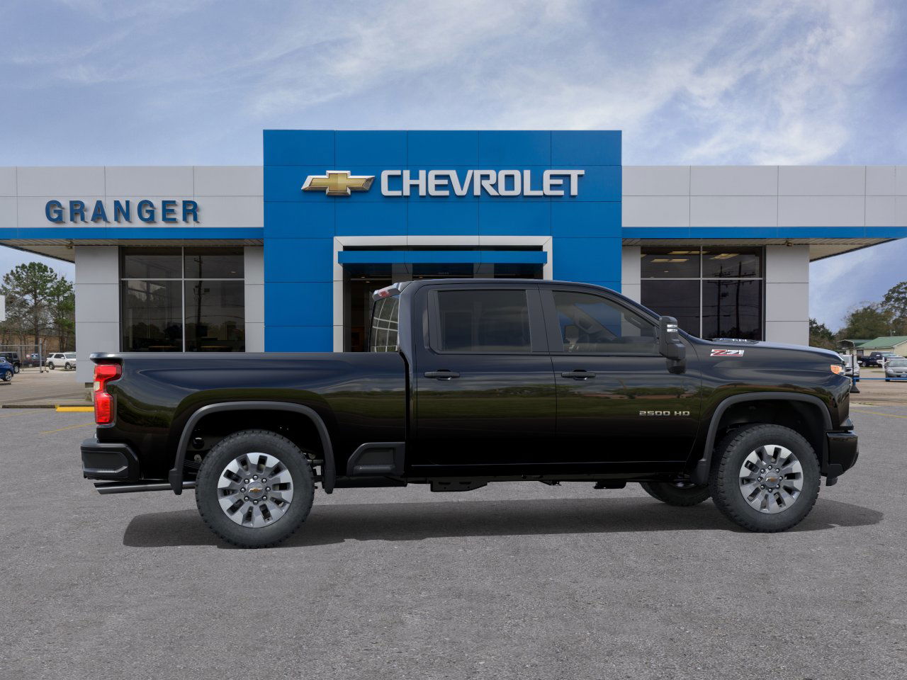 2025 Chevrolet Silverado 2500HD Custom photo 5
