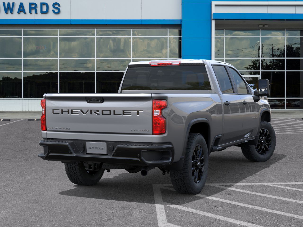 2025 Chevrolet Silverado 2500HD Custom photo 4