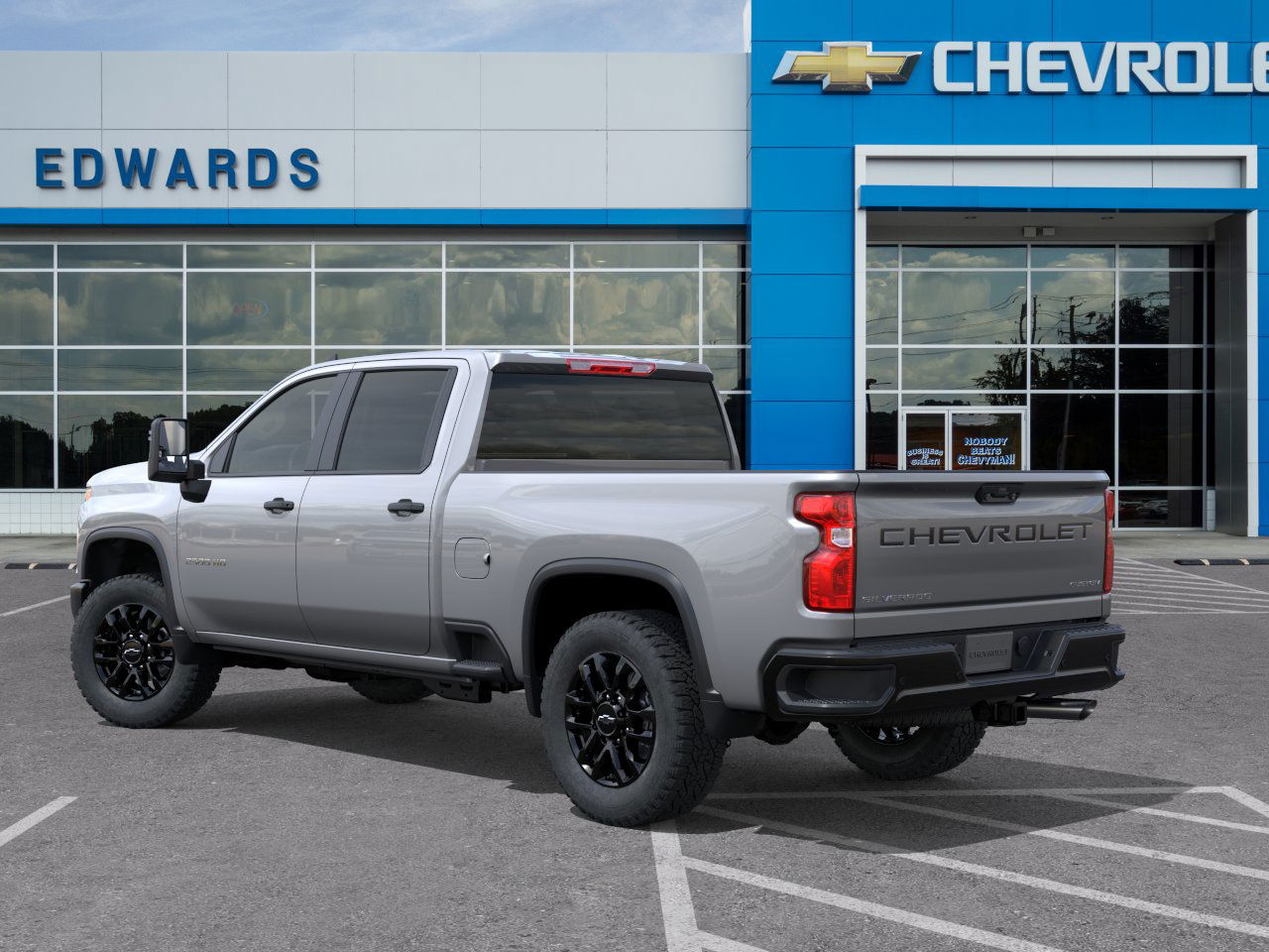 2025 Chevrolet Silverado 2500HD Custom photo 3