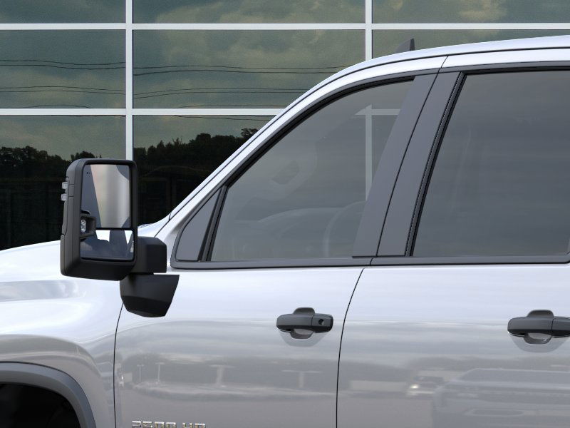 2025 Chevrolet Silverado 2500HD Custom photo 12