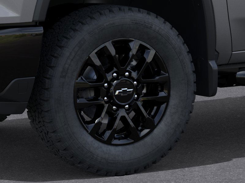 2025 Chevrolet Silverado 2500HD Custom photo 9
