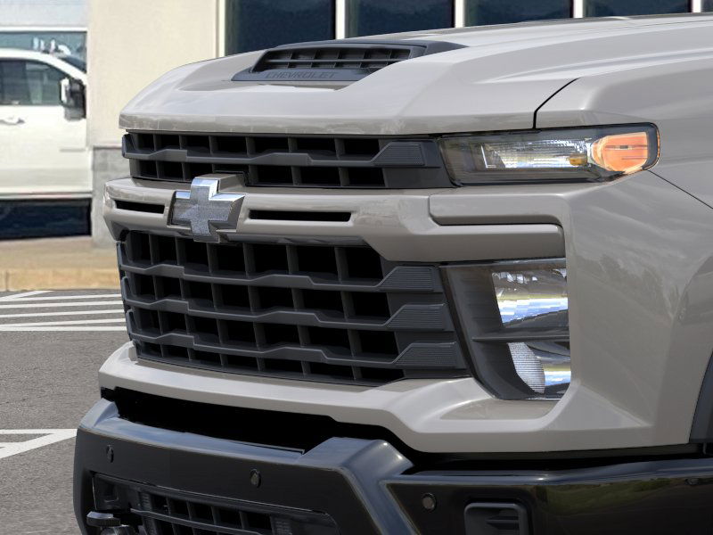 2026 Chevrolet Silverado 2500HD Custom photo 12