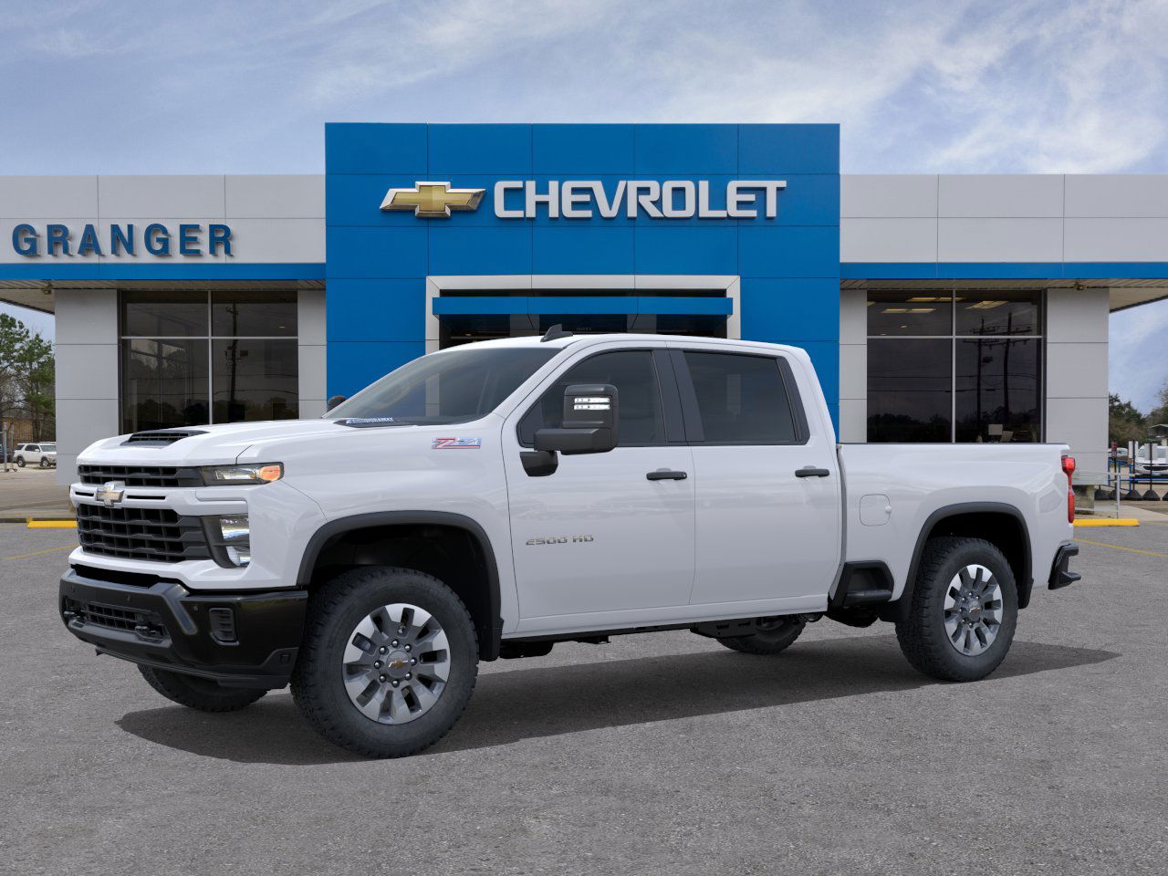 2025 Chevrolet Silverado 2500HD Custom photo 2