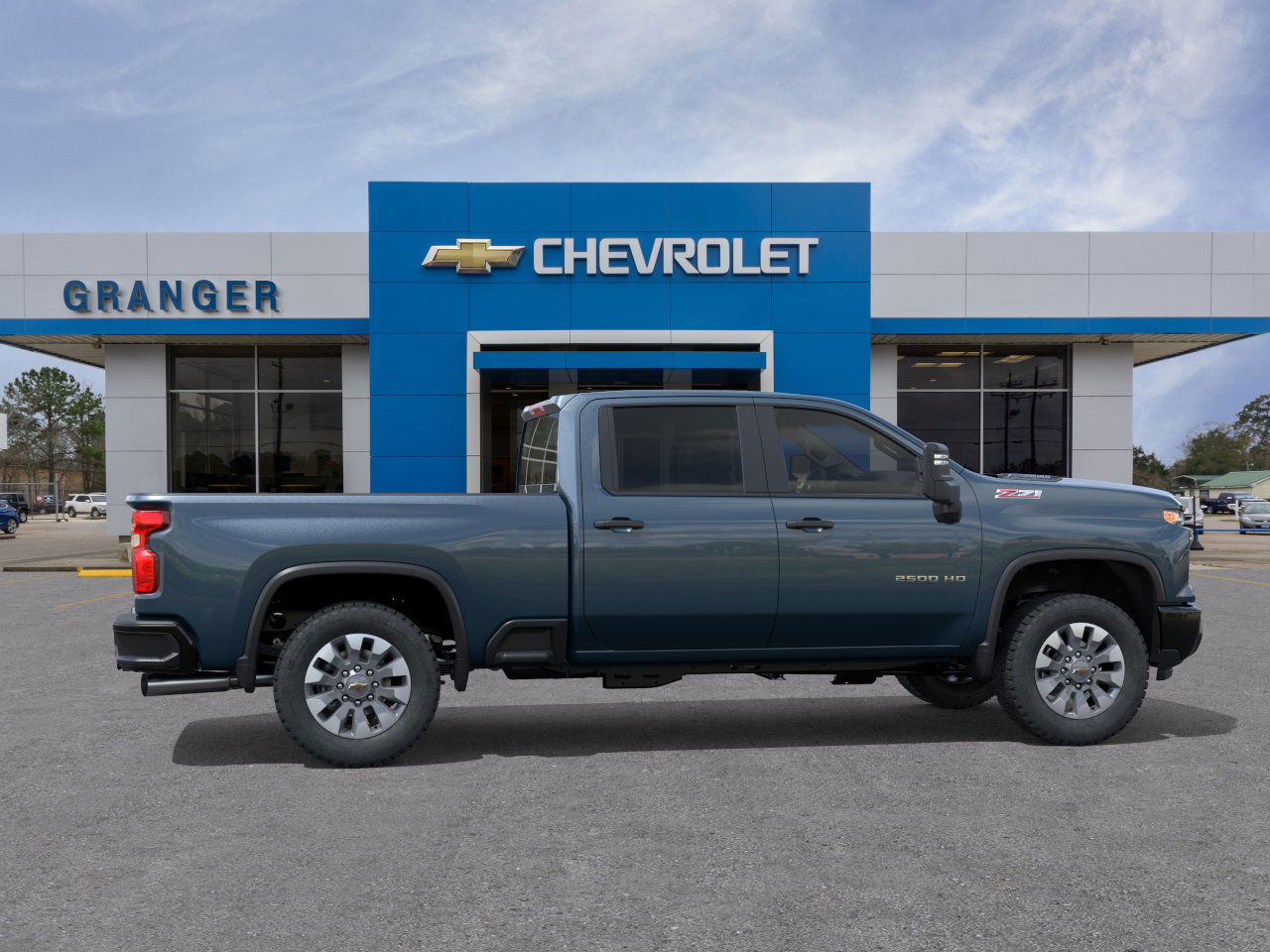 2025 Chevrolet Silverado 2500HD Custom photo 5