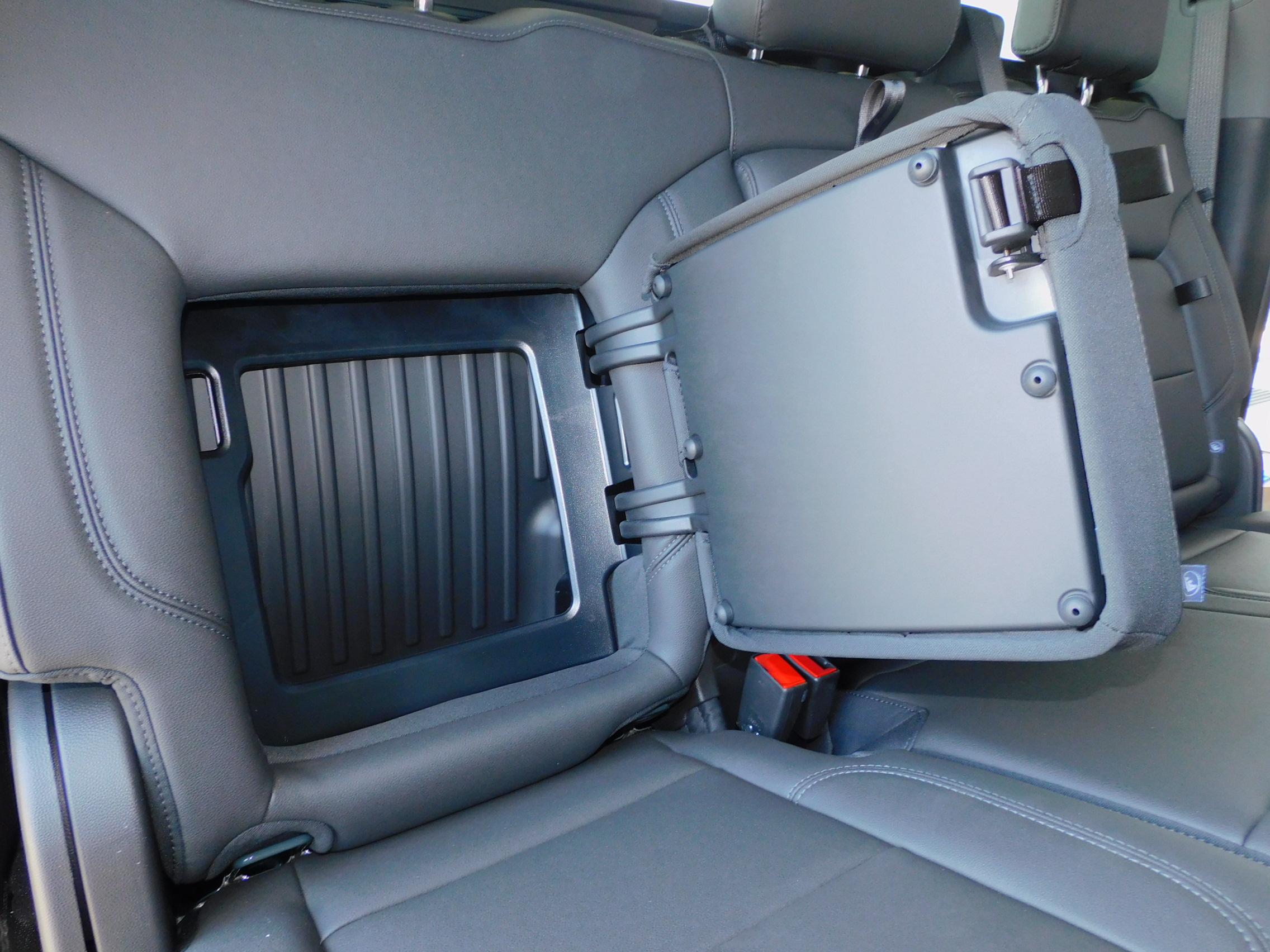 New 2026 Cypress Gray Chevrolet LT image 27