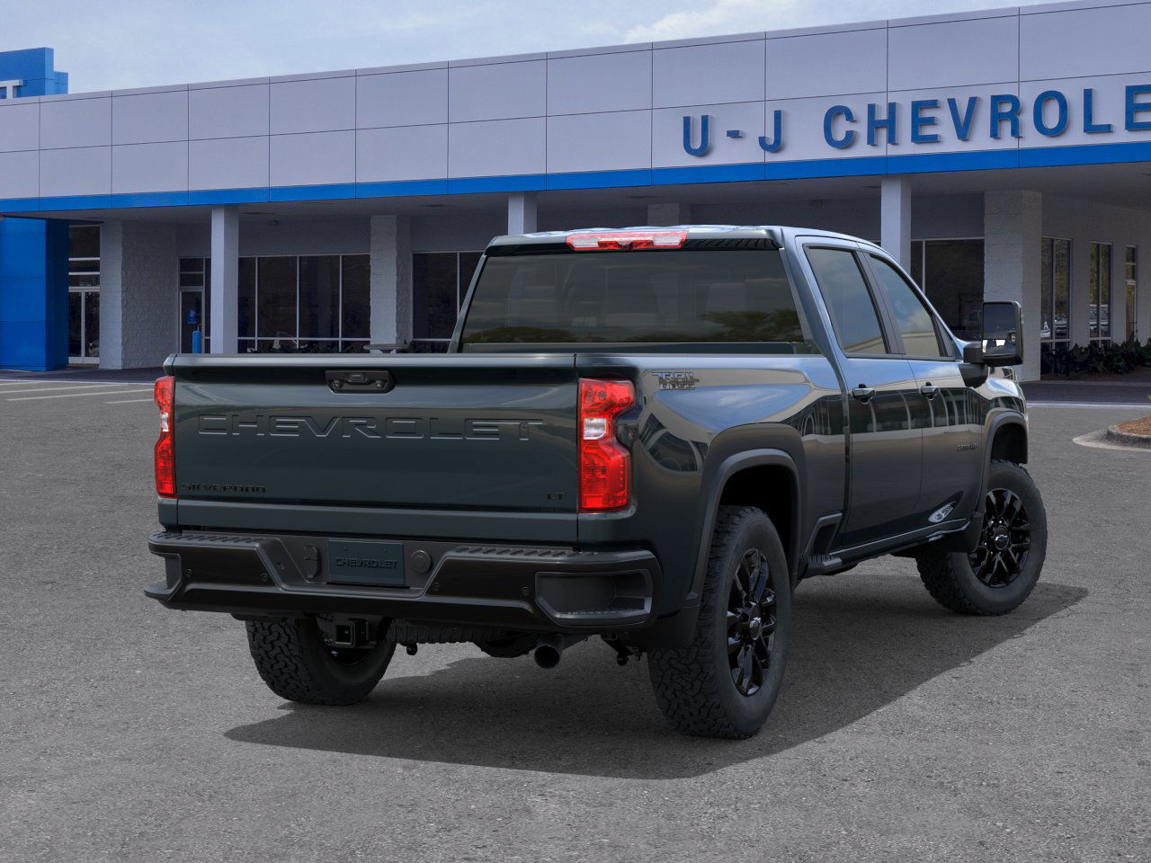 2026 Chevrolet Silverado 2500HD LT photo 4