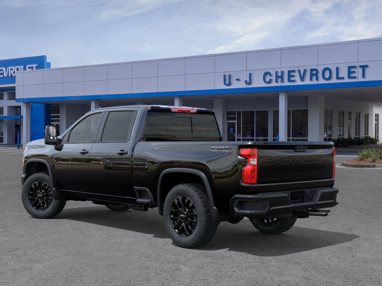 2025 Chevrolet Silverado 2500HD LT photo 3
