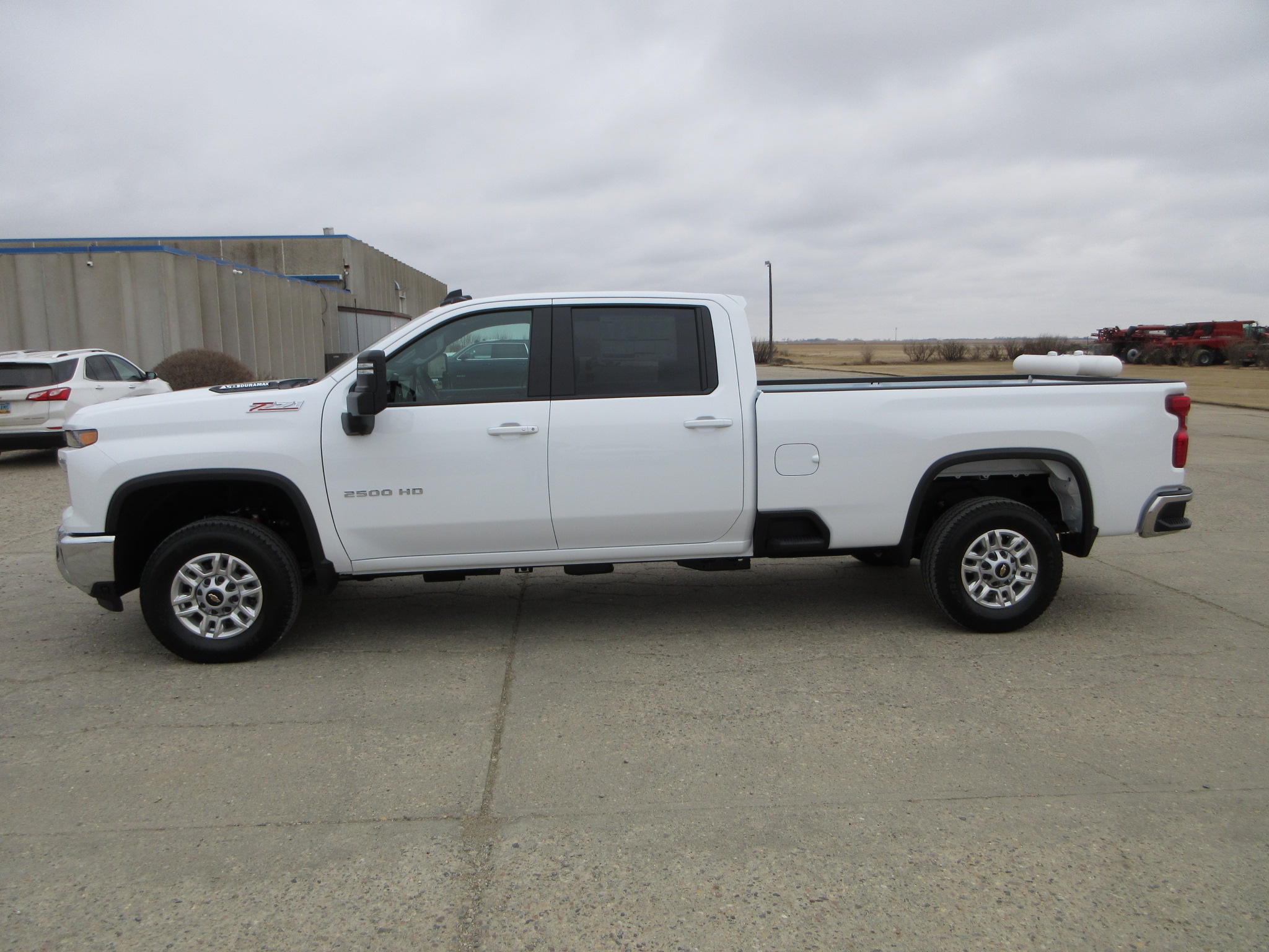 New 2026 Summit White Chevrolet LT image 5