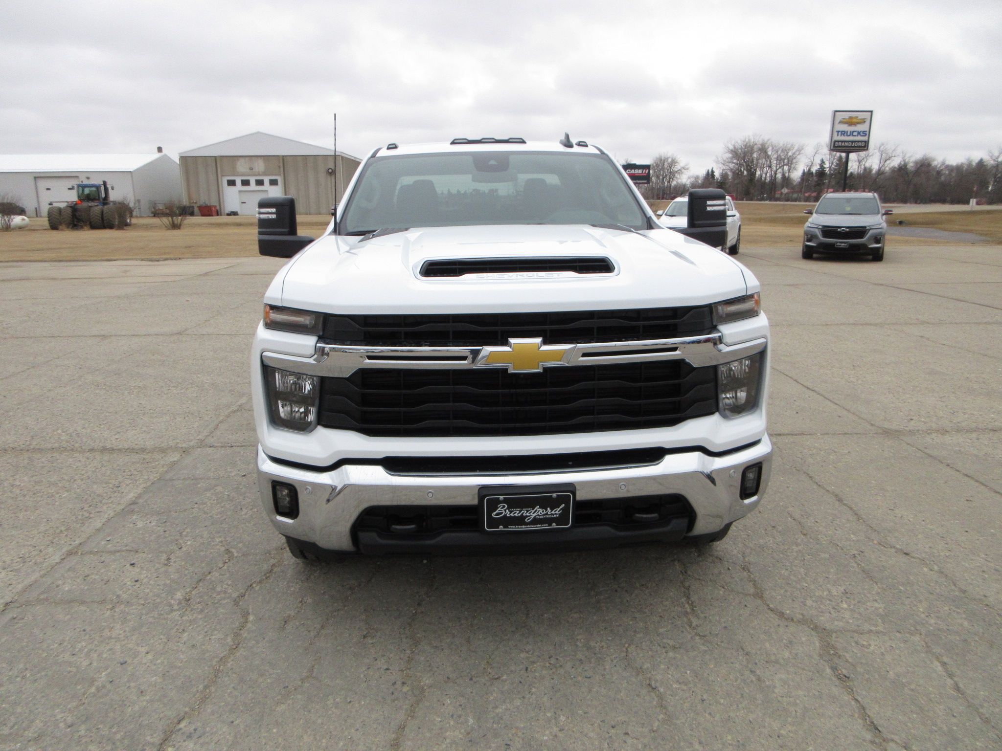 New 2026 Summit White Chevrolet LT image 3