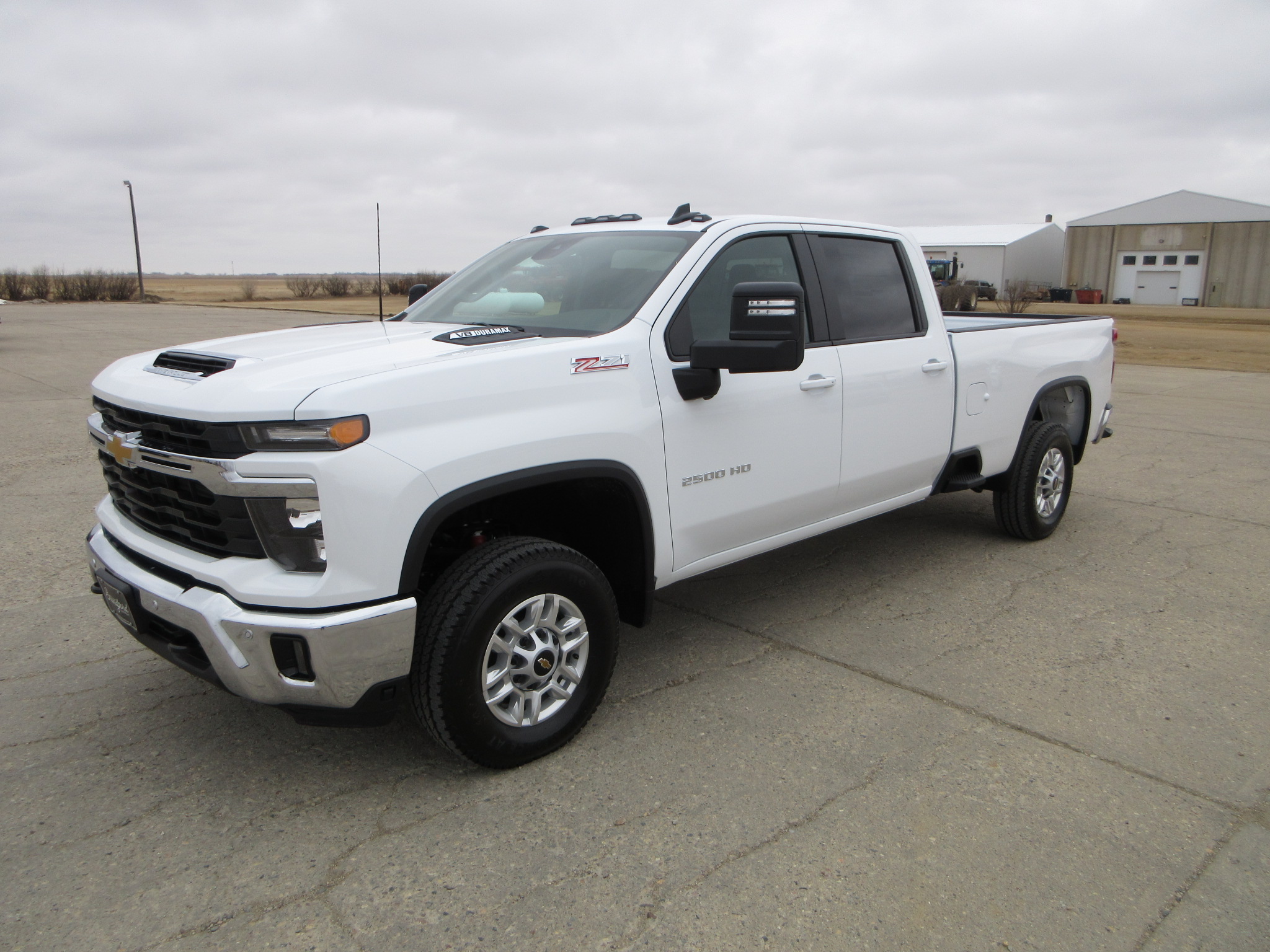 New 2026 Summit White Chevrolet LT image 2