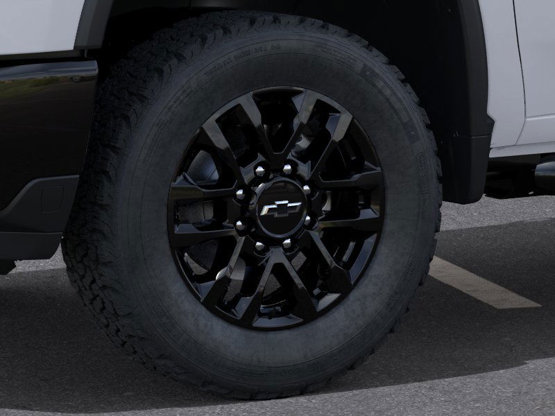 2026 Chevrolet Silverado 2500HD LTZ photo 9
