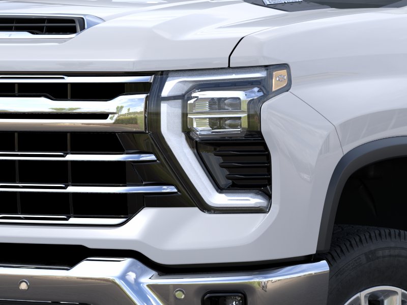 New 2025 Summit White Chevrolet LTZ image 34