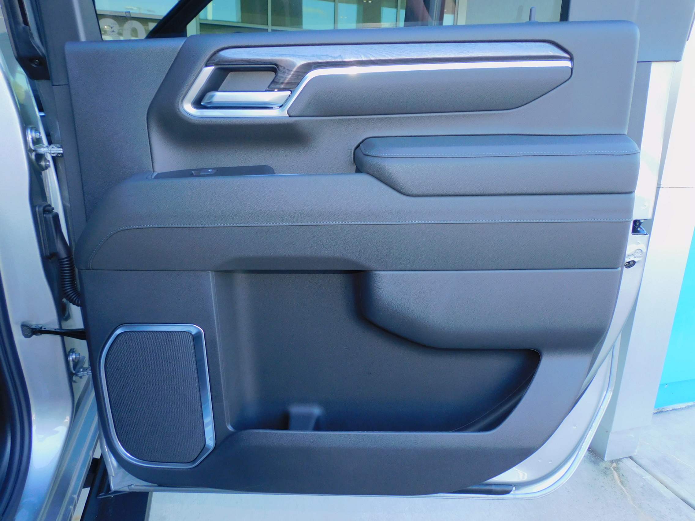 New 2026 Sterling Gray Metallic Chevrolet LTZ image 33