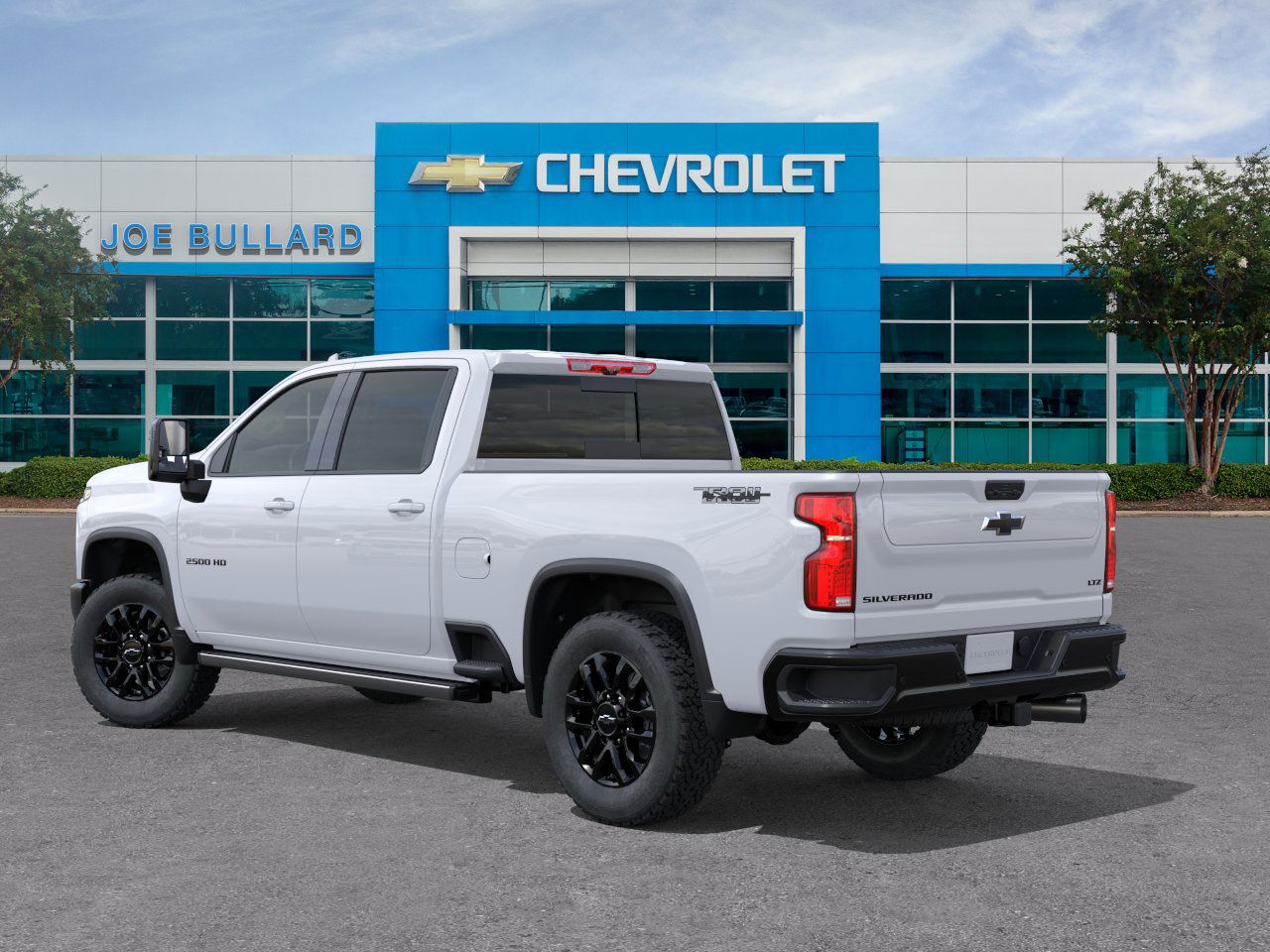 2025 Chevrolet Silverado 2500HD LTZ photo 3