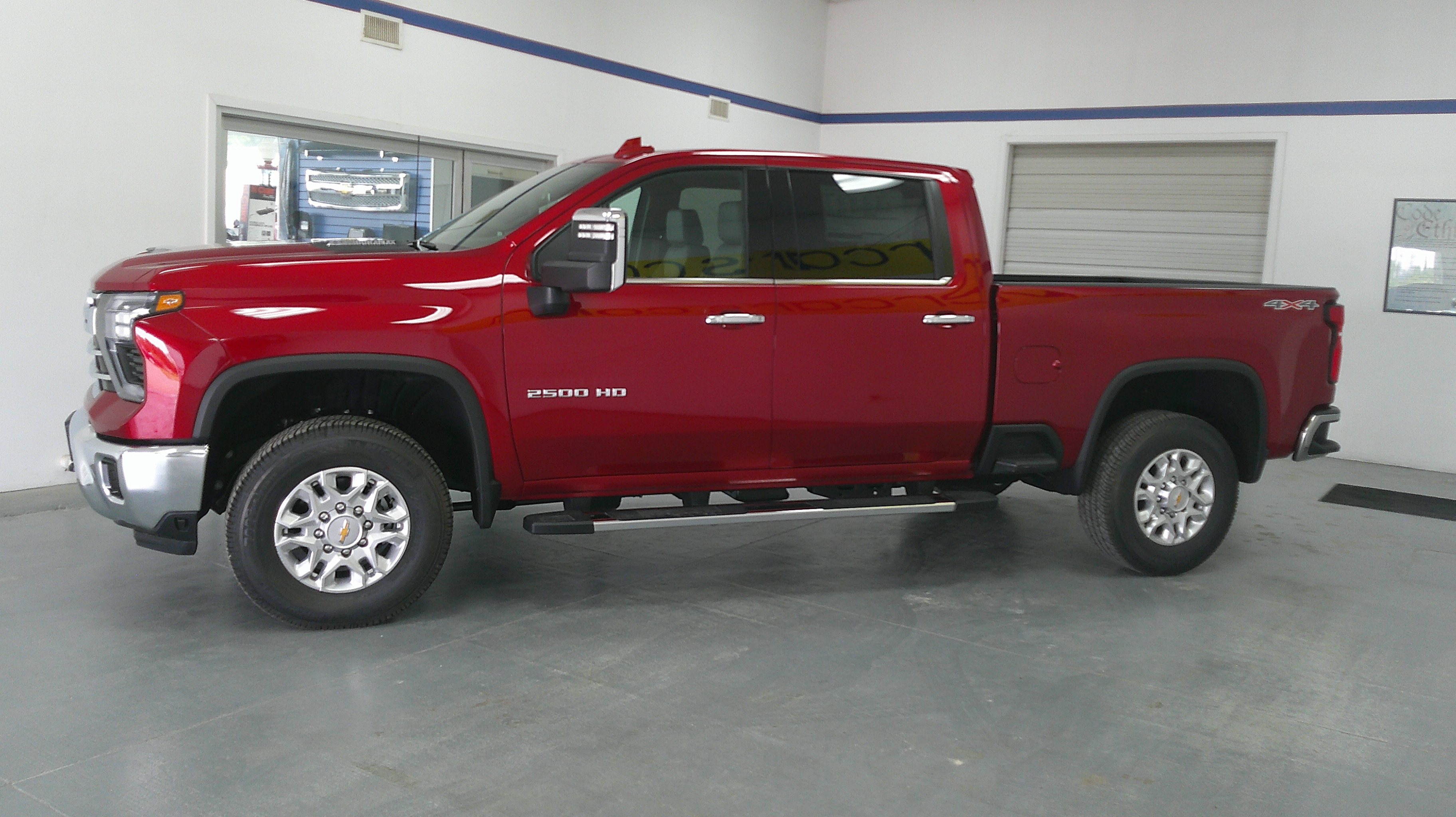 2026 Chevrolet Silverado 2500 HD LTZ - Photo 10
